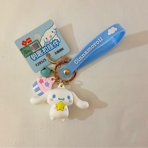 (Sold) Cinnamaroll Keychain NEW